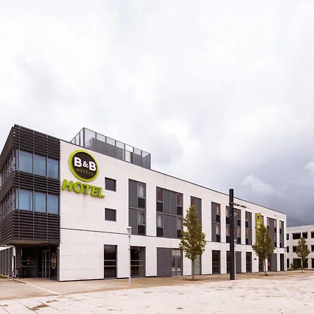 Otel Reims Bezannes