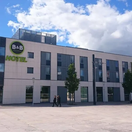 Otel Reims Bezannes