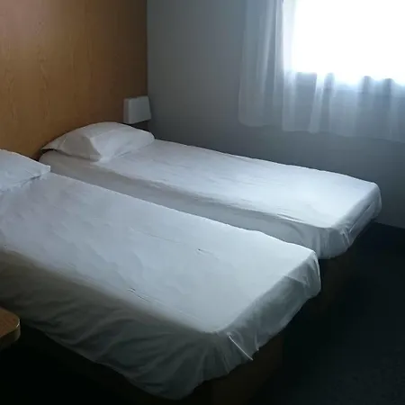 Reims Otel 2*