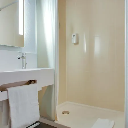 Hotel Reims Bezannes